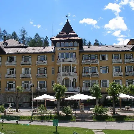 Отель Miramonti Majestic Grand